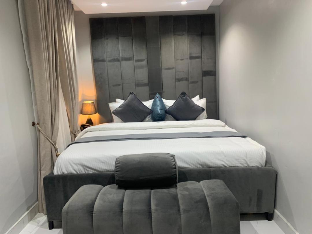 Choice Suites Signature Икеджа Екстериор снимка