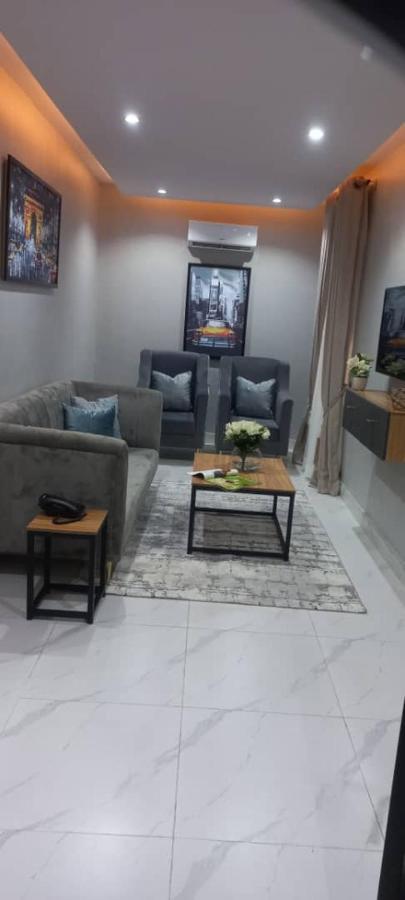 Choice Suites Signature Икеджа Екстериор снимка